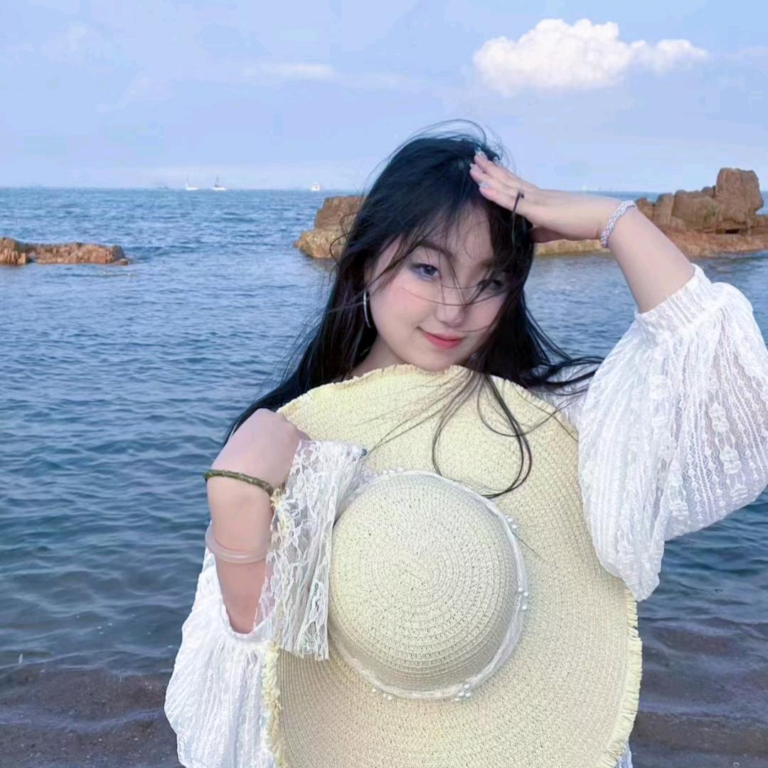 一个钢镚儿✨