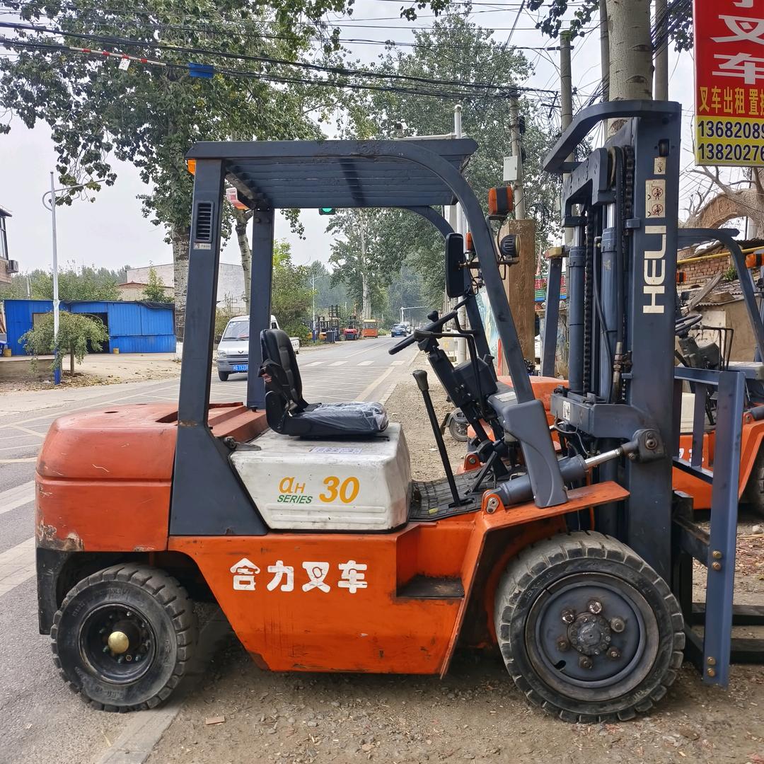 小玉和工程车