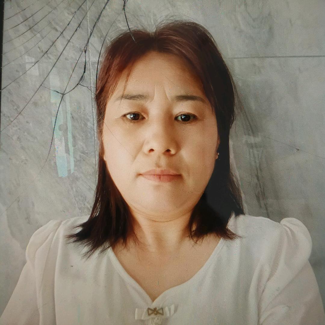 荣荣(首播早4点10分)