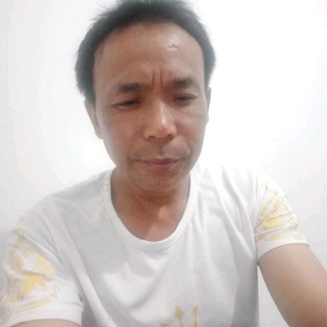 刮风寨龙哥