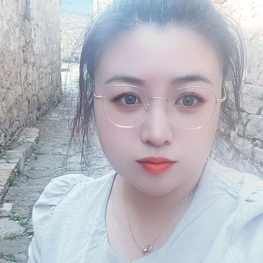 阳光地带车位销售中心～小杜