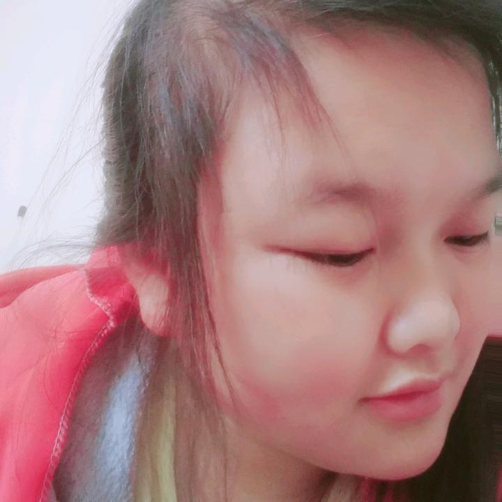 小师师