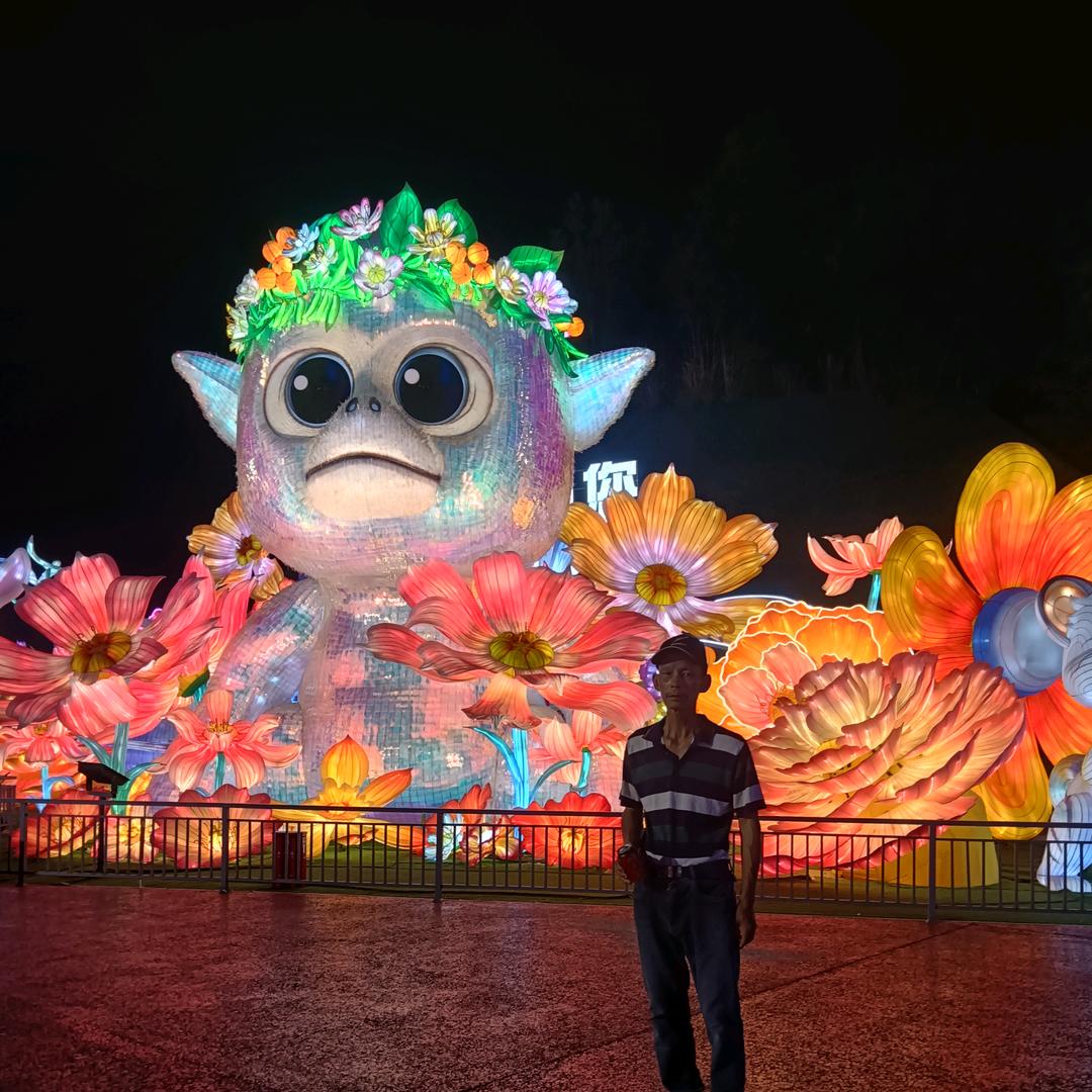 螺蛳山村小龙虾