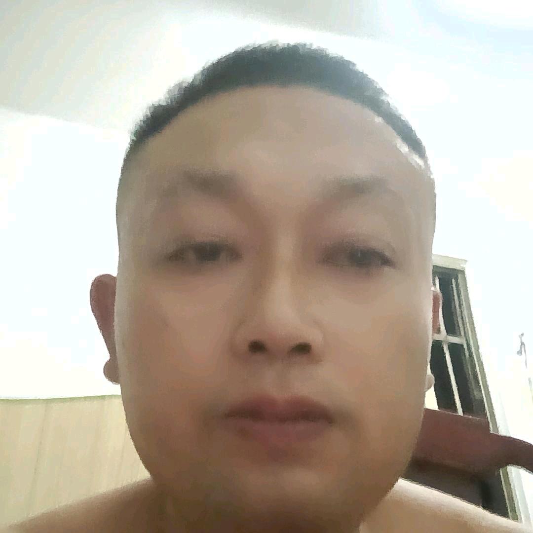 阿龙