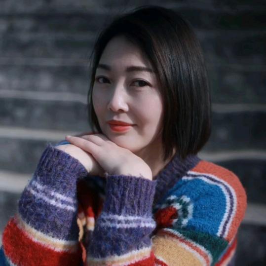 远山含翠