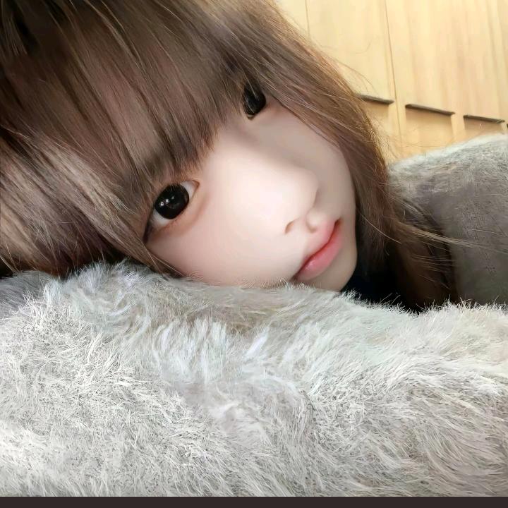 夏瑾眠.头像