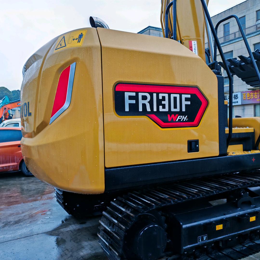 雷沃挖机，恒特轮挖挖机销售农少