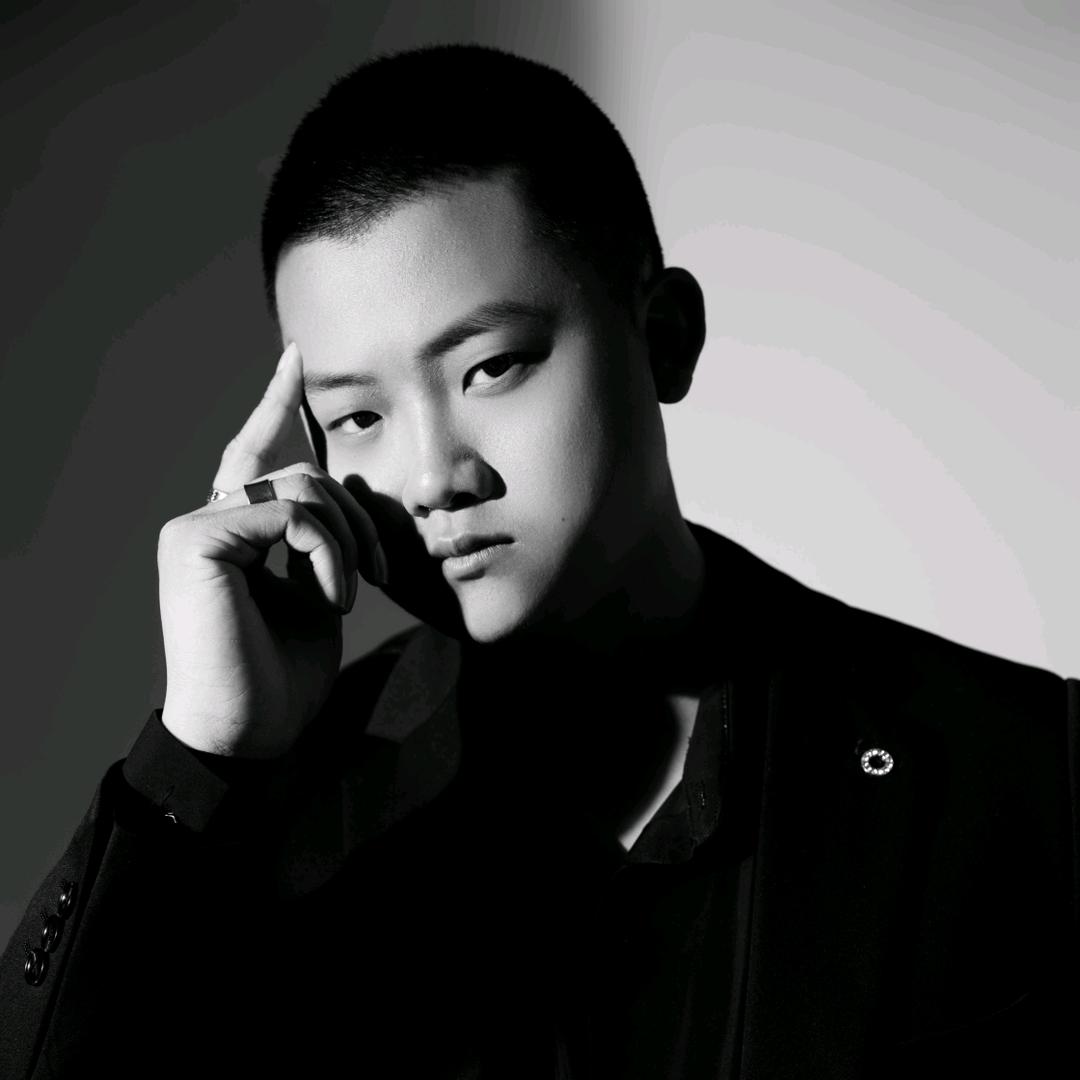 上饶卖手机的查男