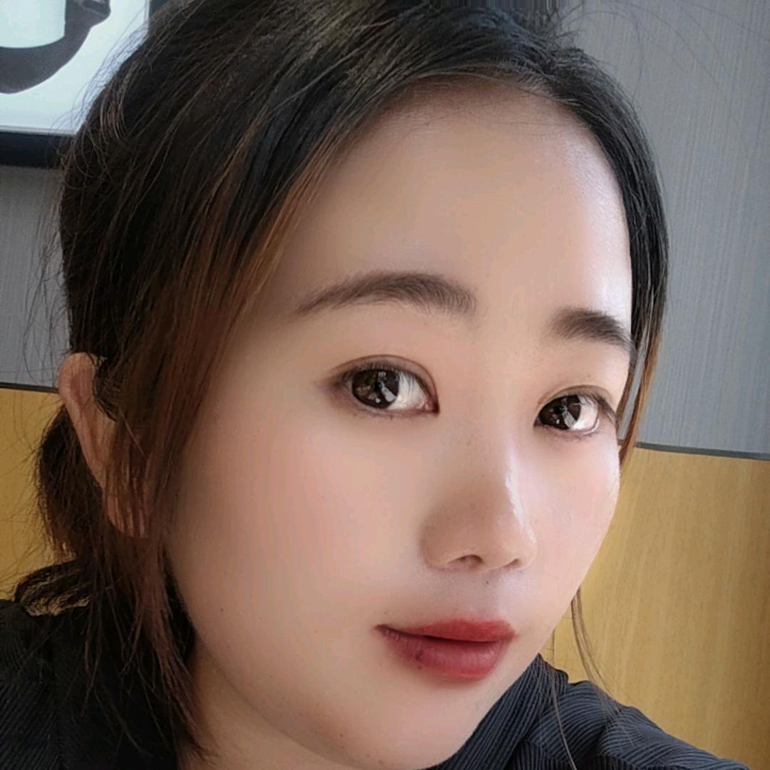 爱笑的芬芬