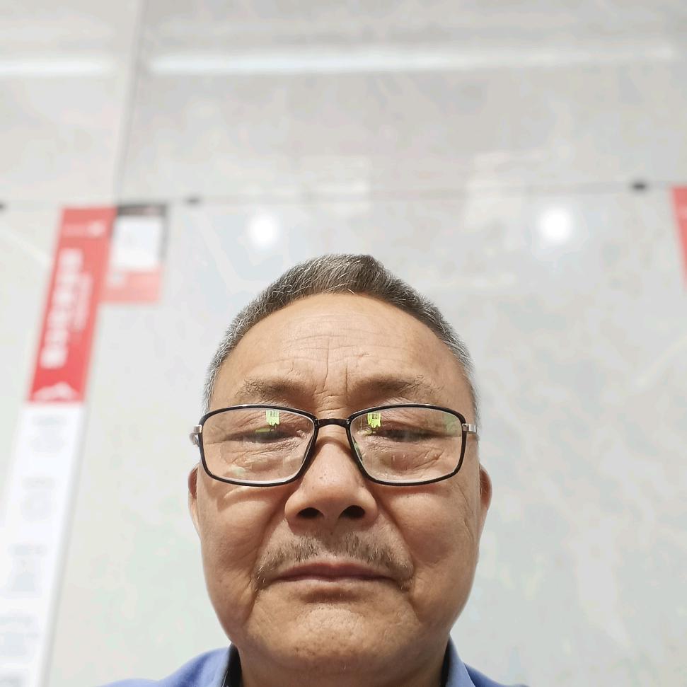 上绕市广丰区吴村旺锋建材瓷砖店