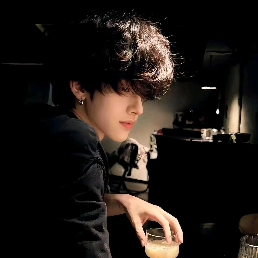 𝓧𝒎·煤球皇✨