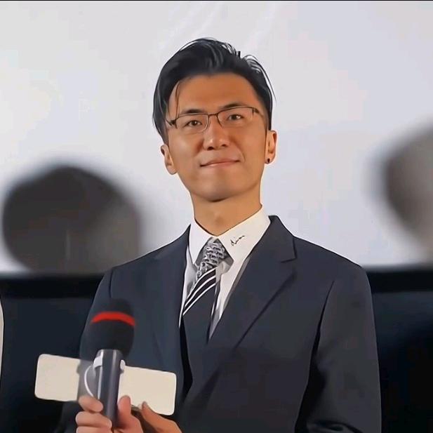 房产界陈奕迅（恩师王力宏）