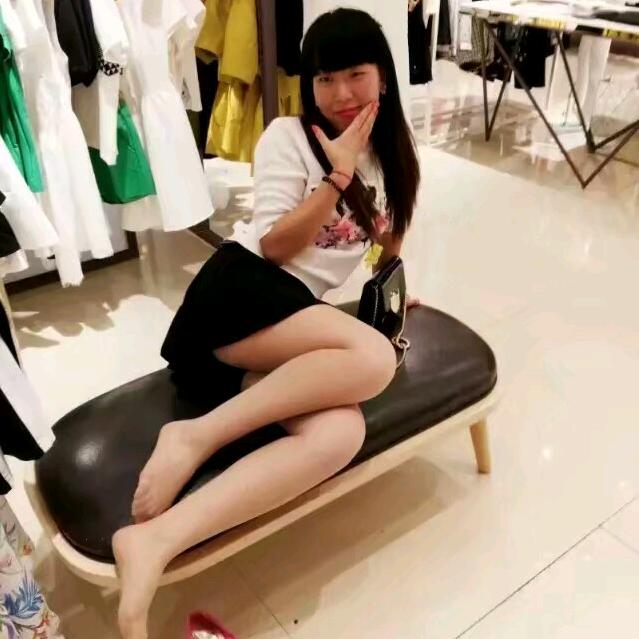 等待有美女的情人