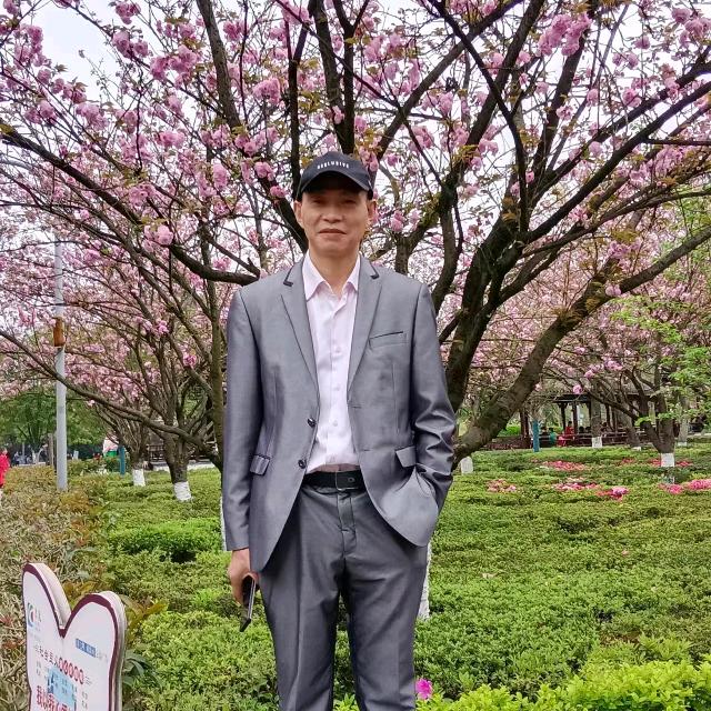 张春福