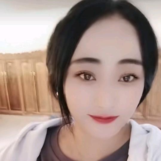 小白兔🐰🐰🐰