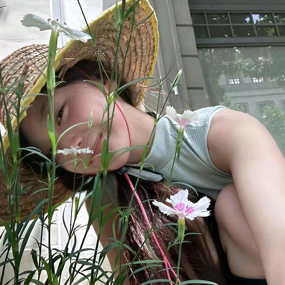 小吱