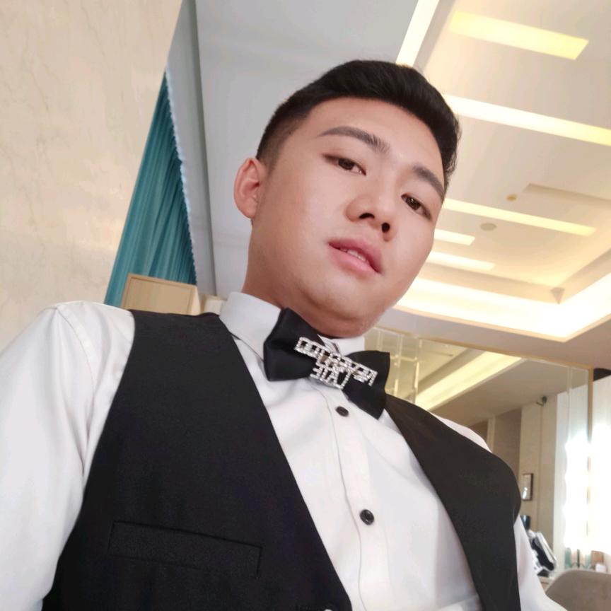 凯里宇盾杨清教练-清青传媒