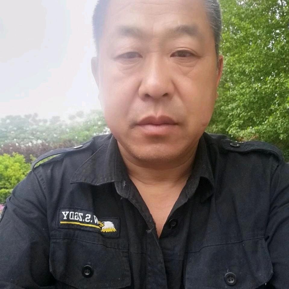 幸福快乐一家人。