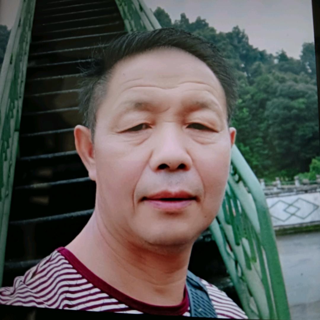 开心的猴🐒🐒