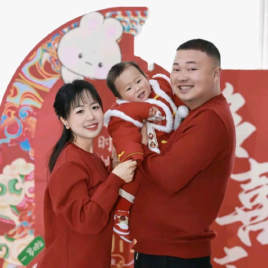 小谭开挖机