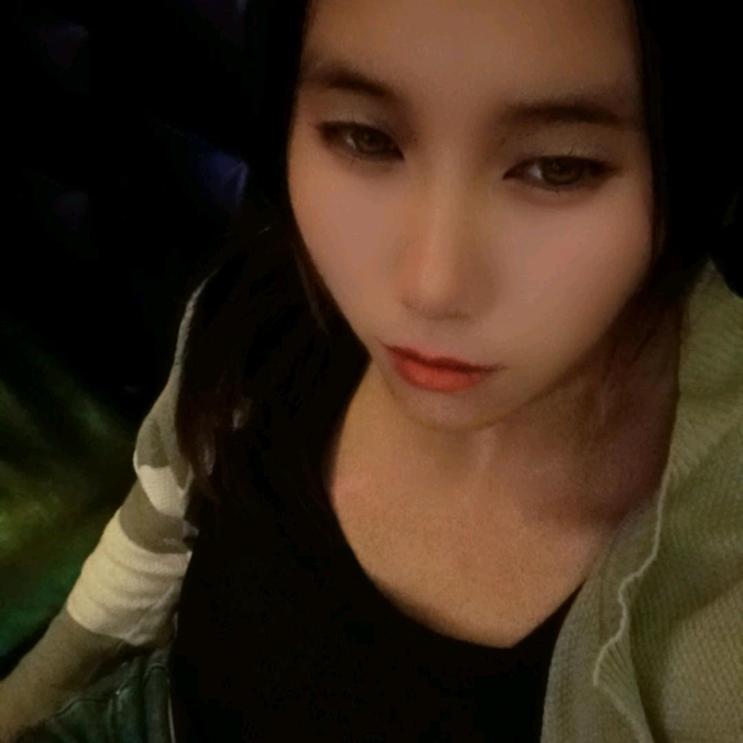 彝族小姐姐