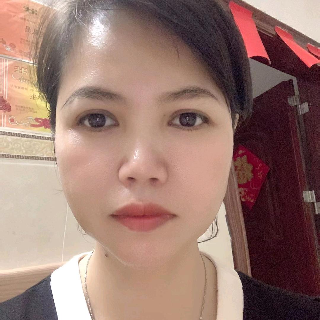 江山地产北流分公司周美莲