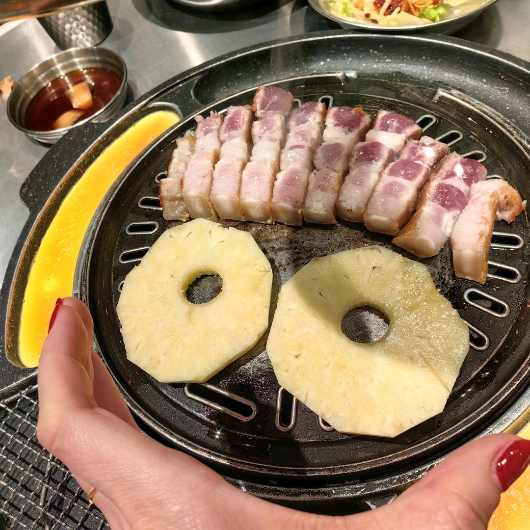爱烤肉的小烤肉