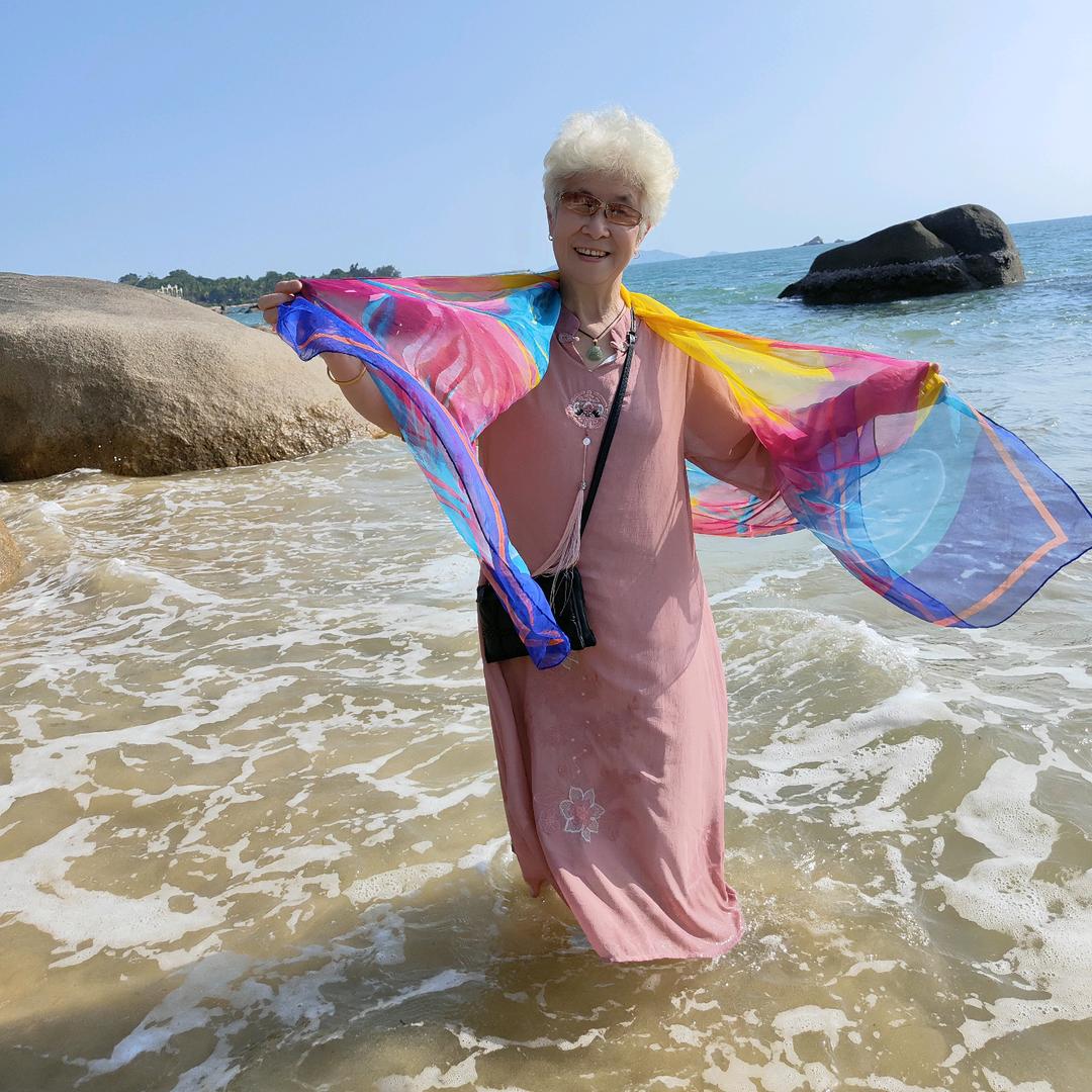 #你不来我不老#