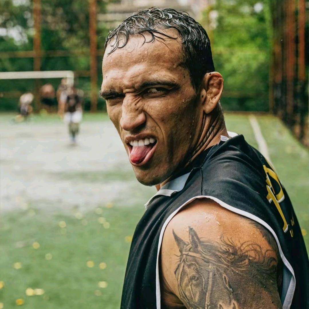 ✎ℳ阿✧坤ـ٨ـﮩﮩ。