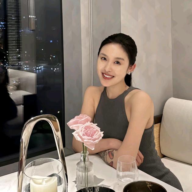 阿俏女王（直播号 破烂女王）