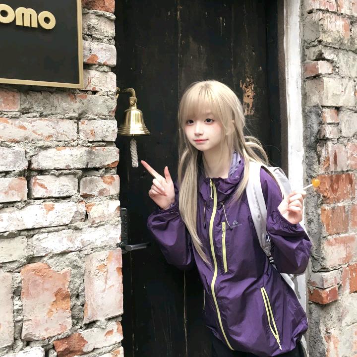 楠舒芷