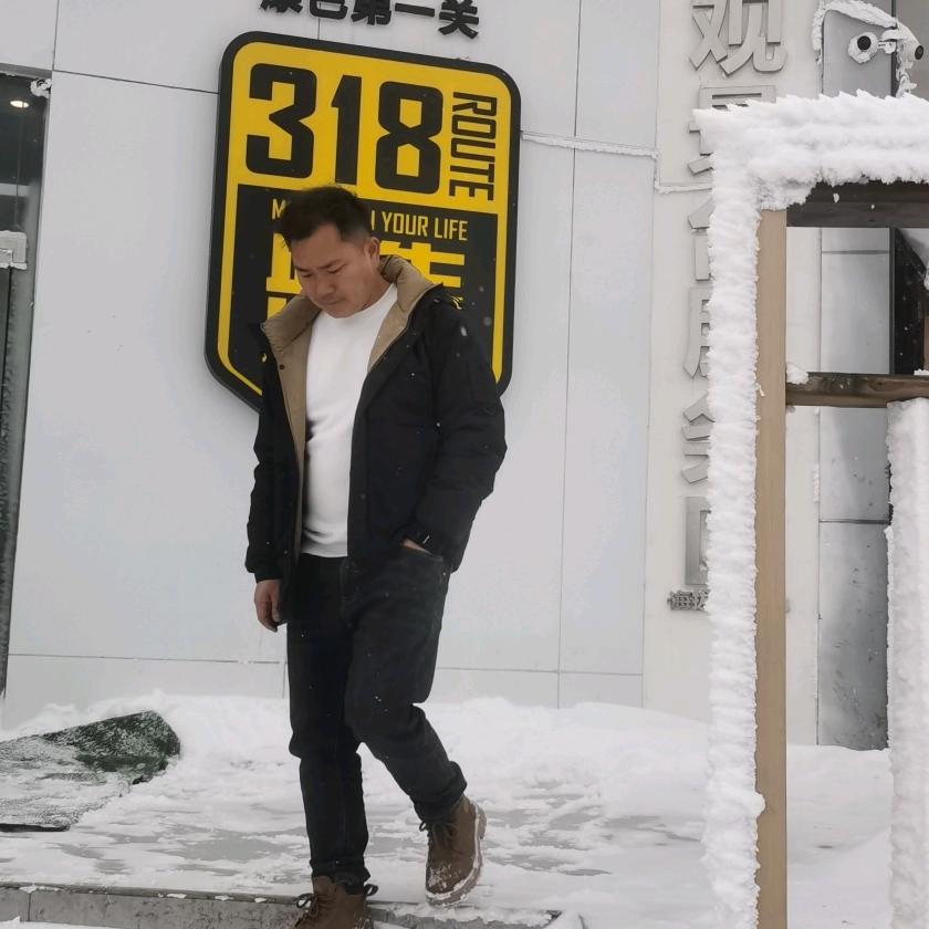 川西打工人“罗仁松”
