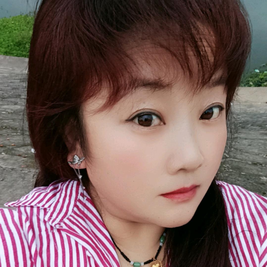 小马一辈子从风雨中走过。看清很多人。