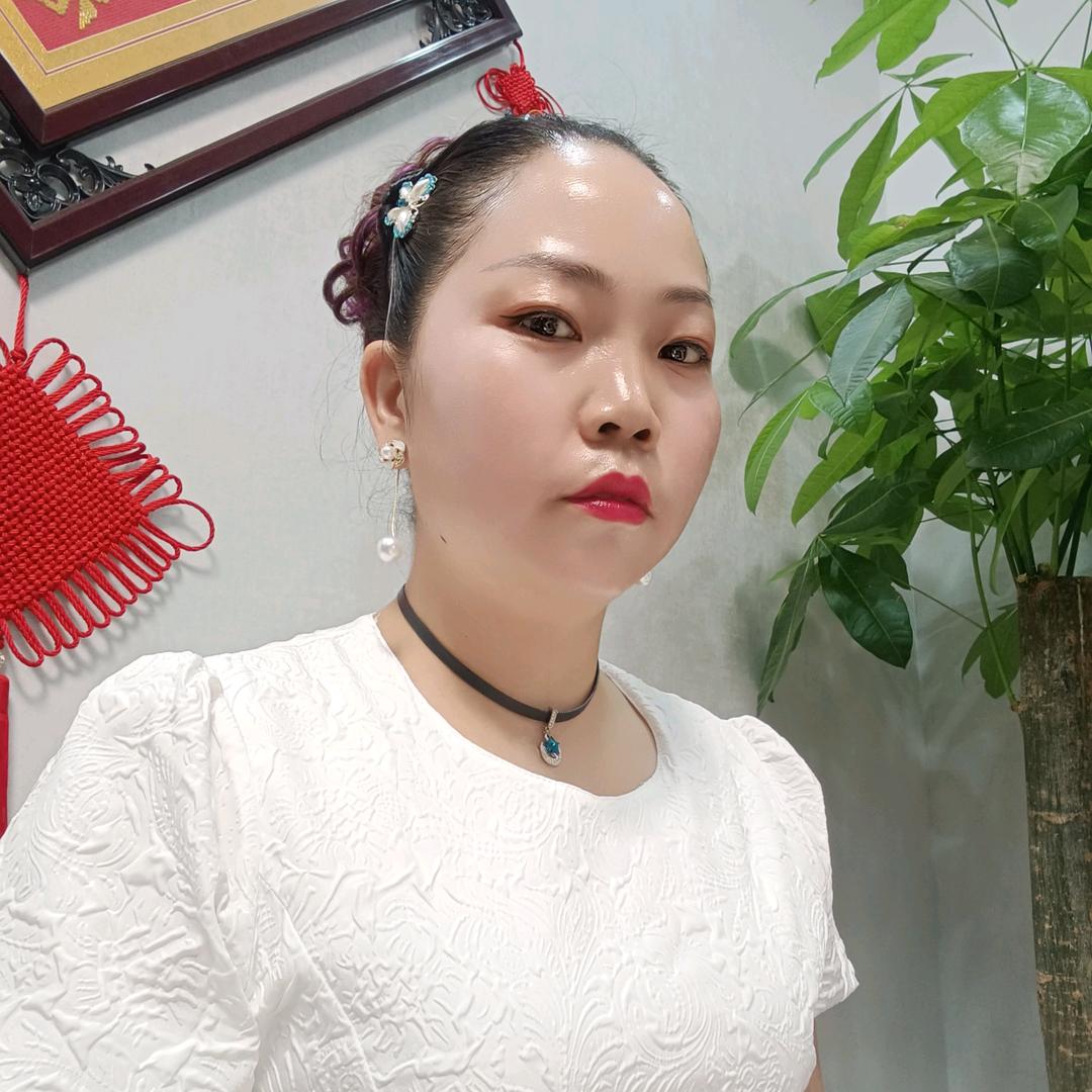 我是一个上班族美女