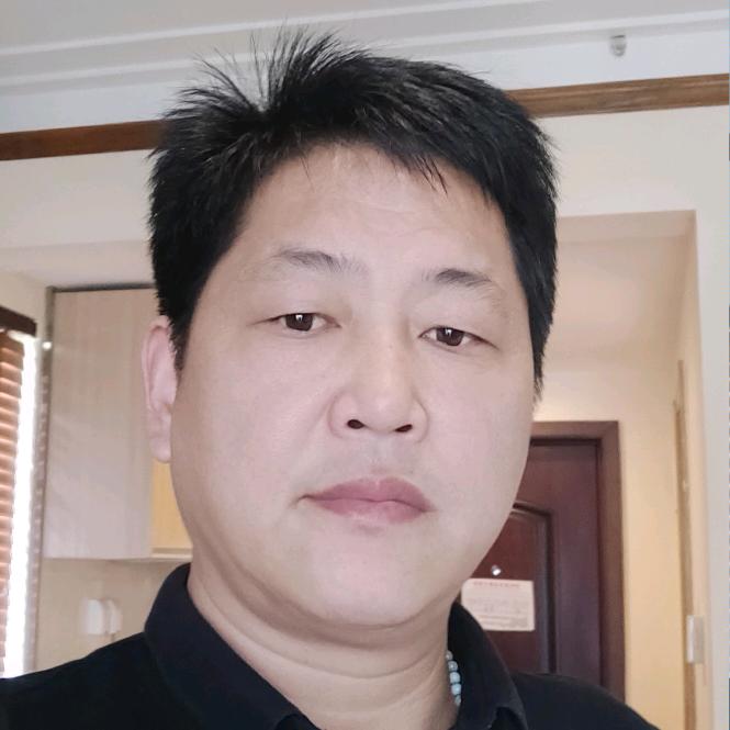 睡醒的狼