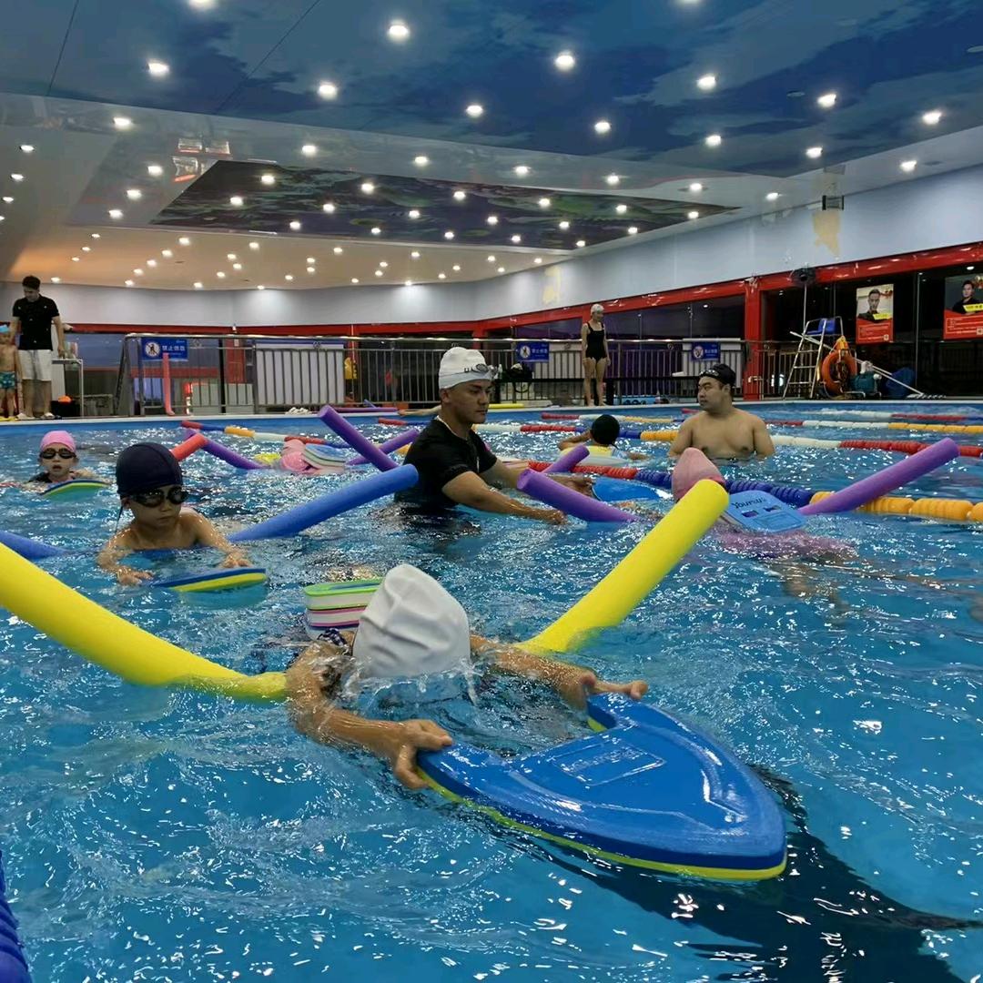 盈江动岚游泳馆