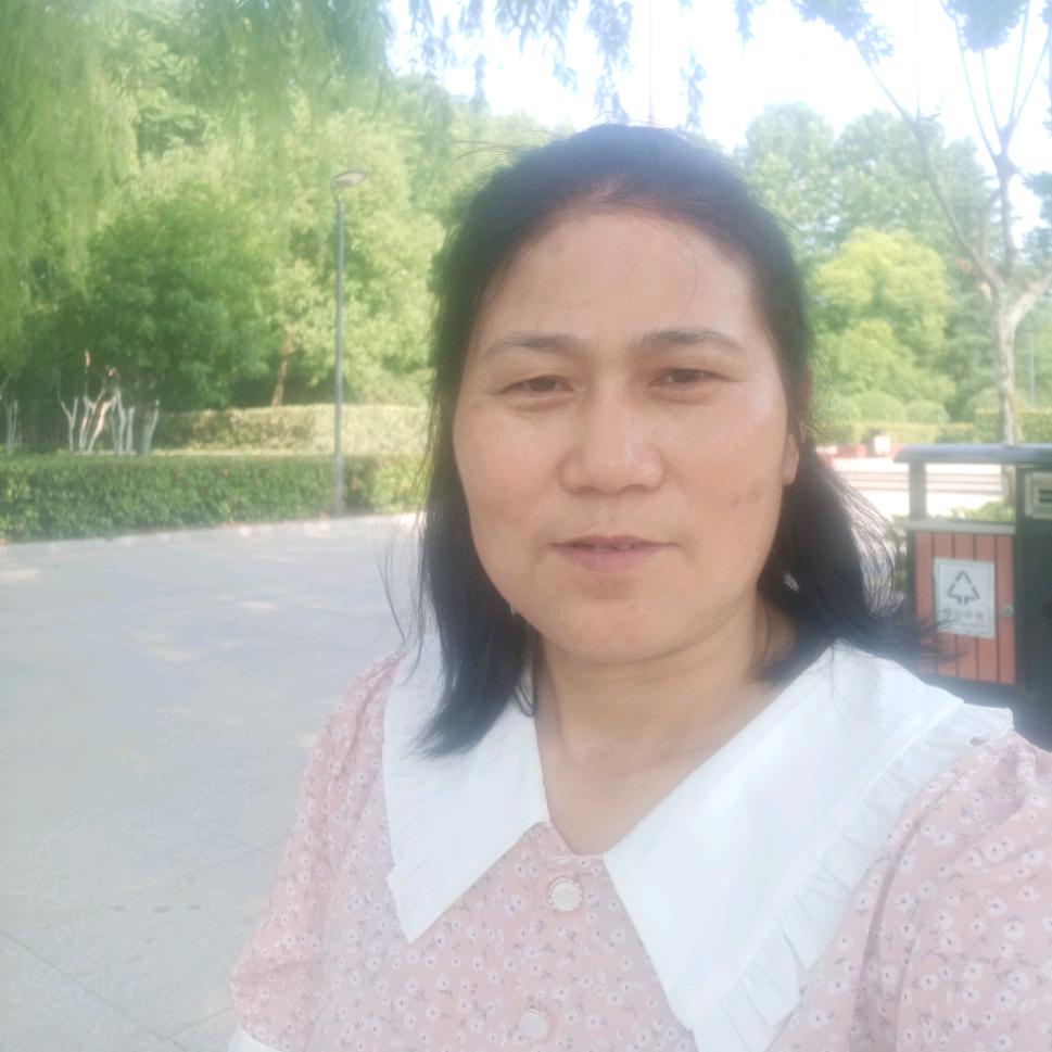 风中的云