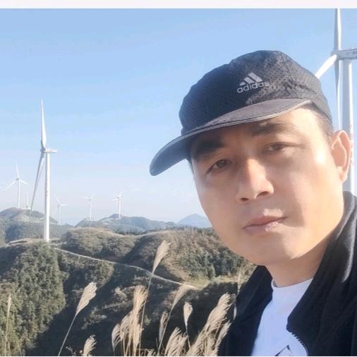 大城小爱———满哥维