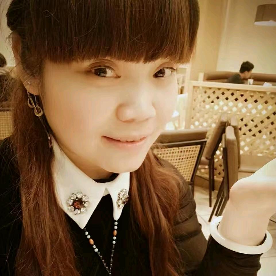 林中清静幸福飞舞