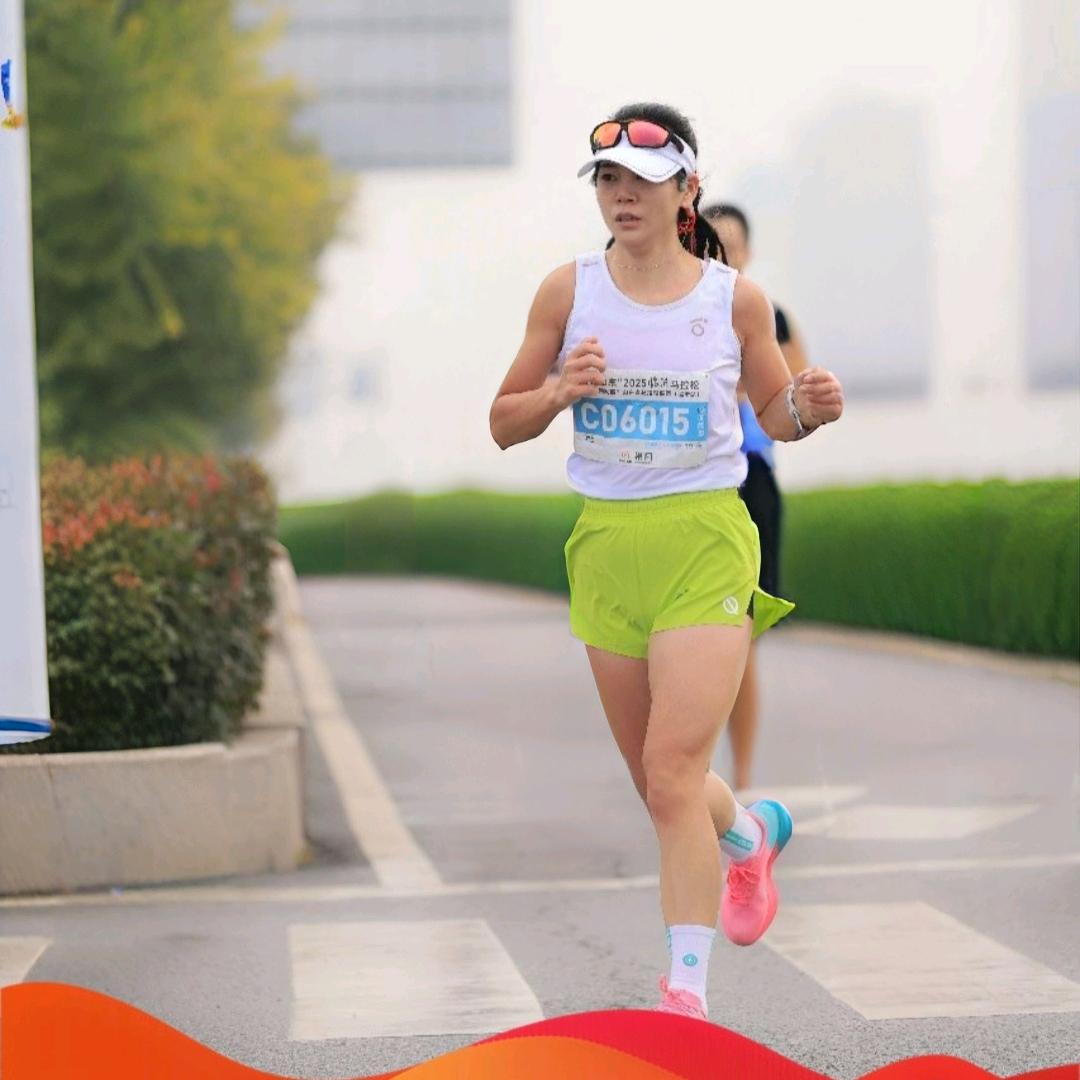 爱运动的小依兰