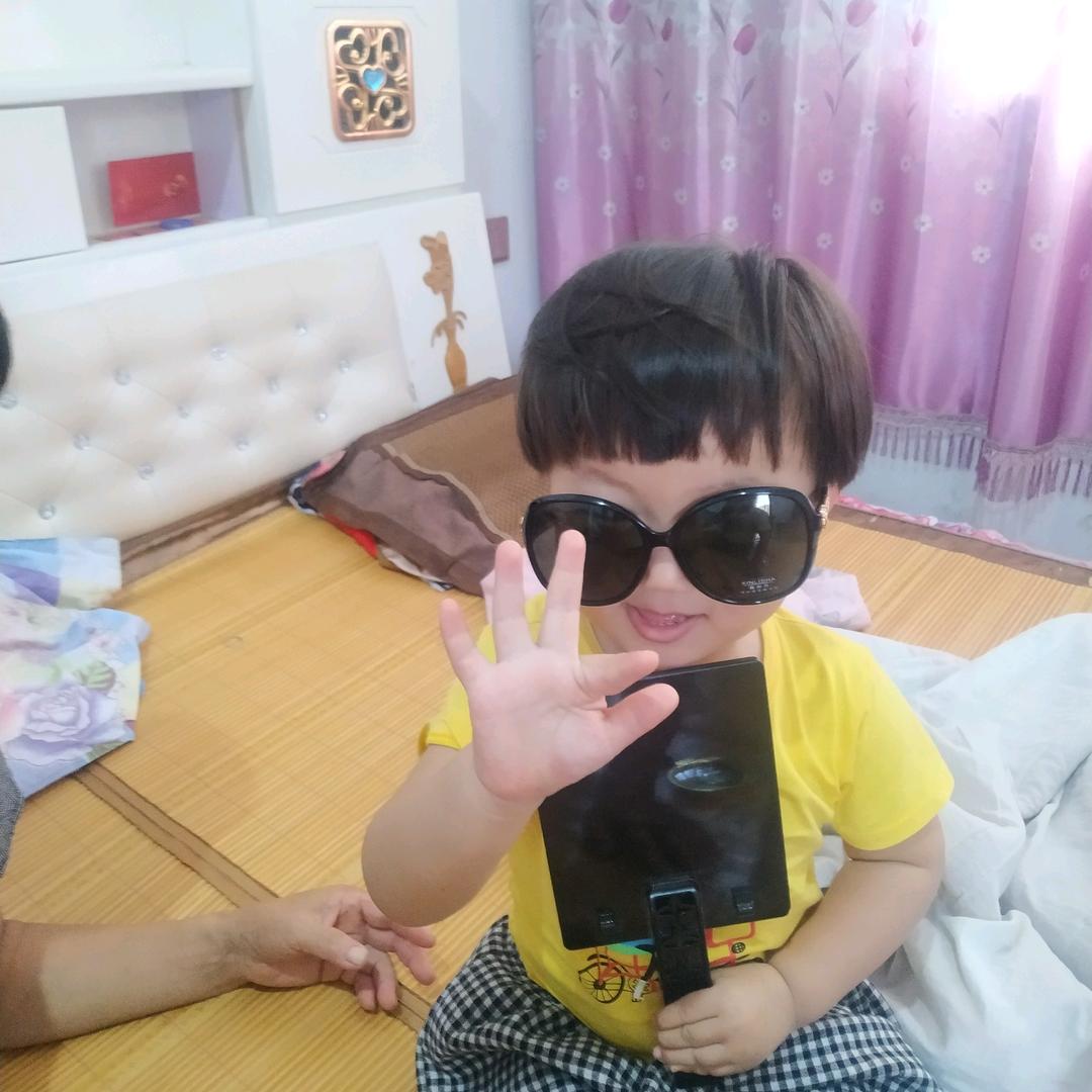 芹  姐早8：10首播