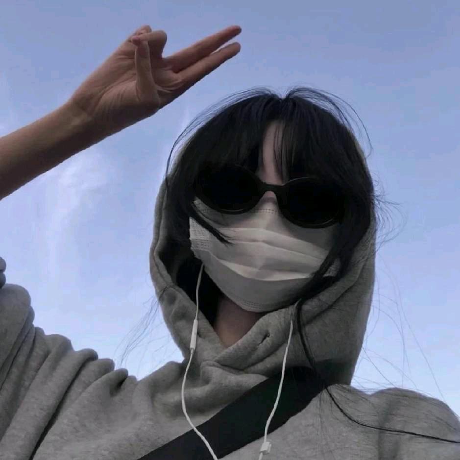 Li  莉  🔥
