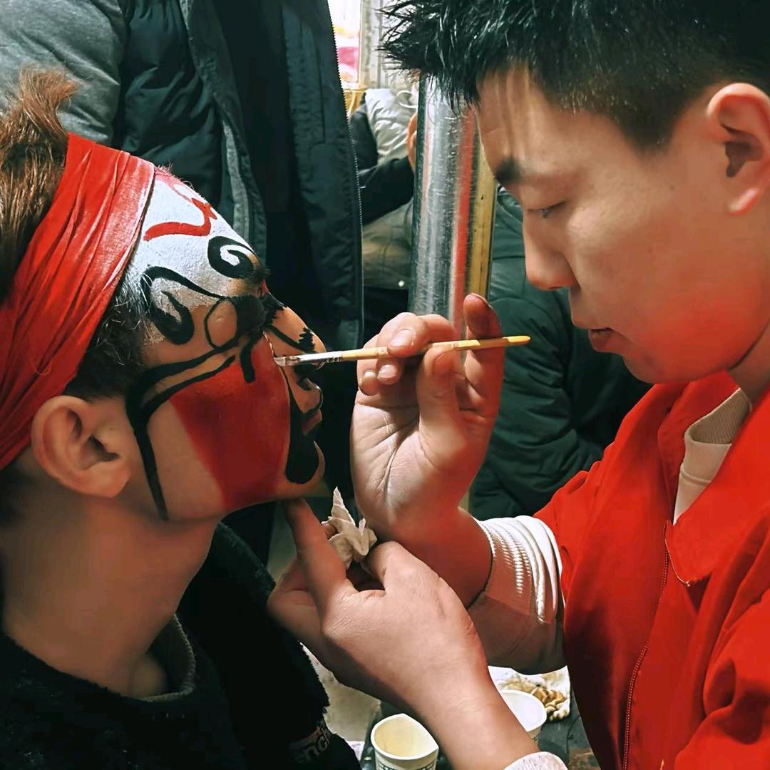 丿红桃J灬