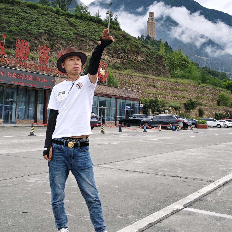 兰中策[🐮牛欢喜草业]