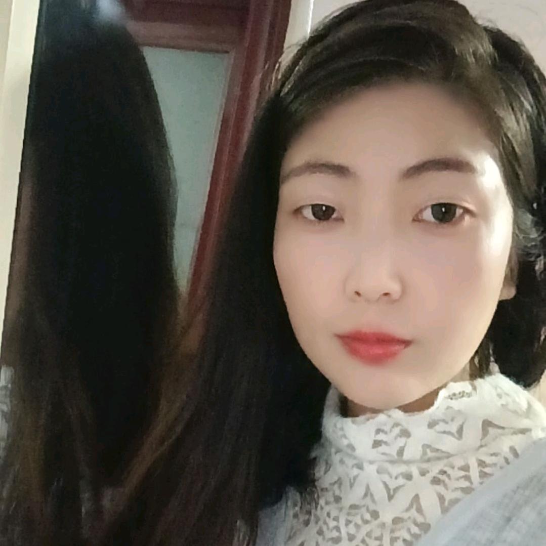初一👑