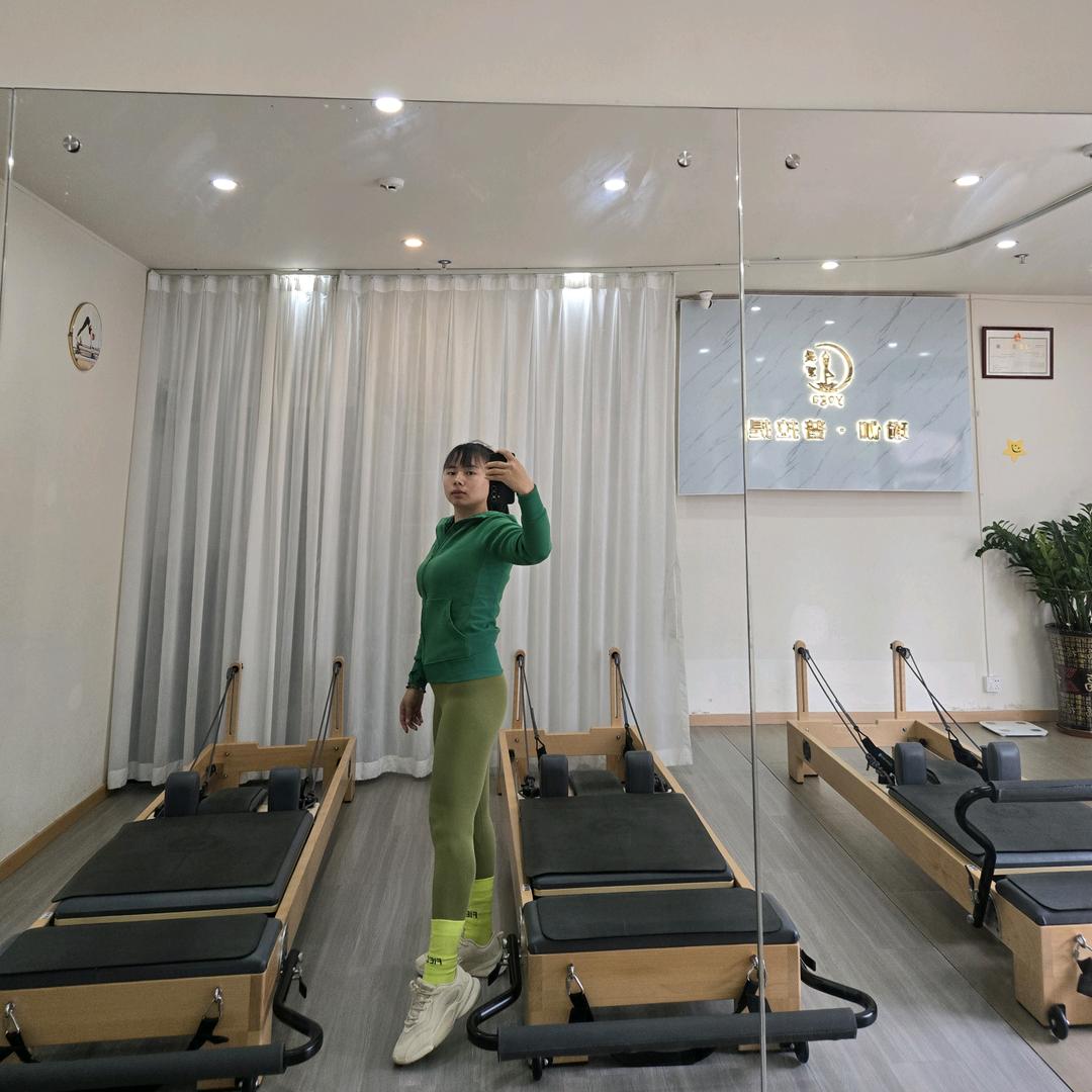 淑琴(塑形 产后 理疗)瑜伽
