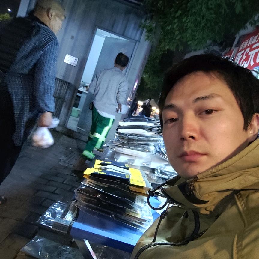 江北鱼嘴双溪兴苑袜子小哥