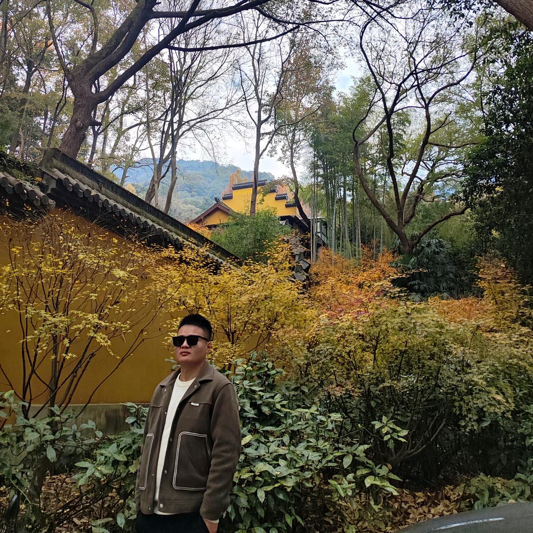 普通朋友丶