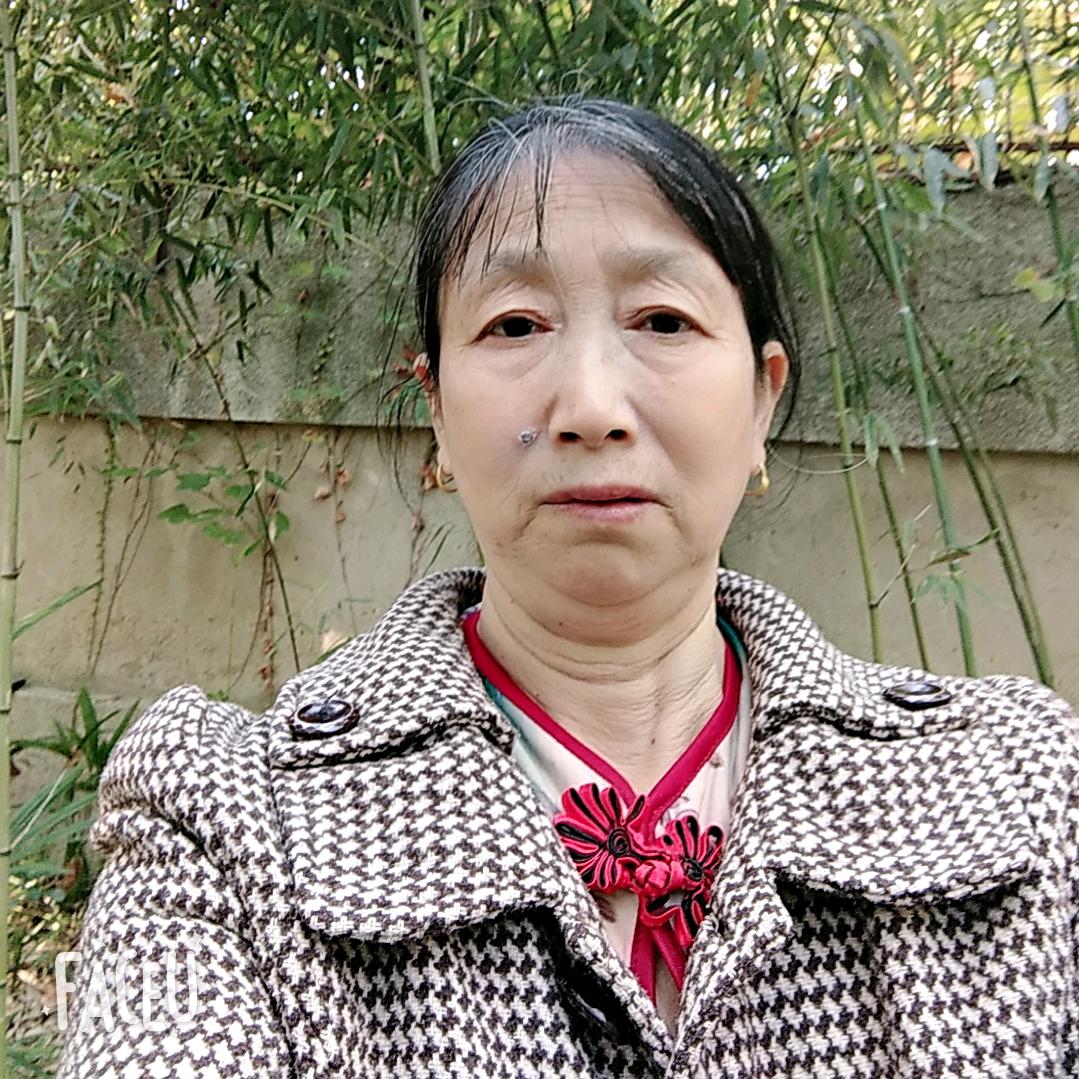 兰兰（17：50开播）