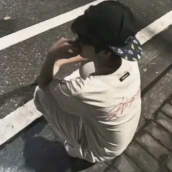 宅缘浅头像